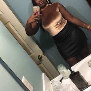 Meet your Posher, Ikeeta